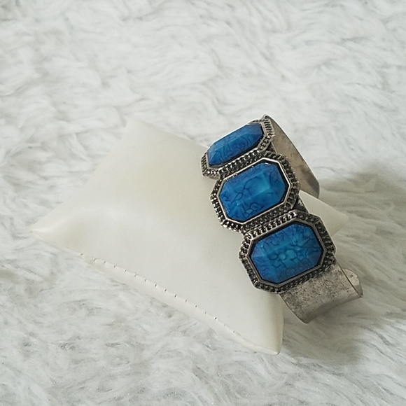 Blue bangle - Picture 3 of 3